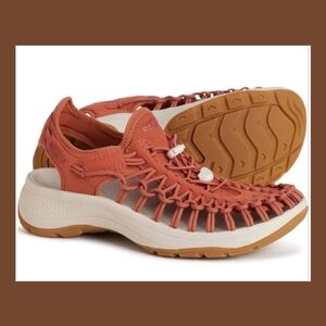 KEEN UNEEK ASTORIA SANDALS